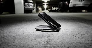 BILLETERA EXTRAVIADA