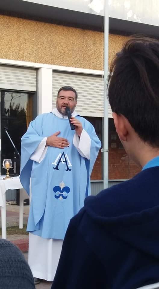 57430288_2428087847202873_2880156578516828160_n