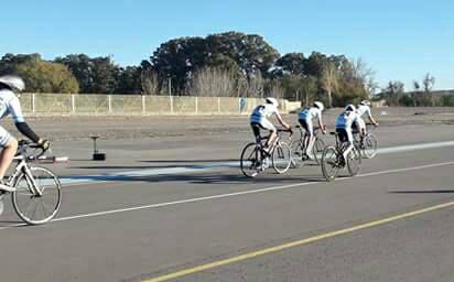 32737089_1918050318206631_5290853049529532416_n