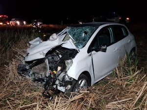 CHOQUE AUTO CAMION VILLEGAS 7