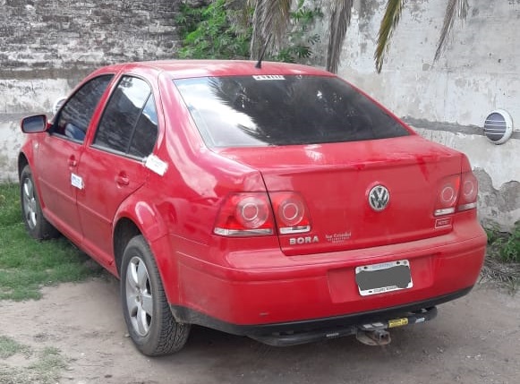 c833fee0-d83c-47e9-8db3-693794184bda