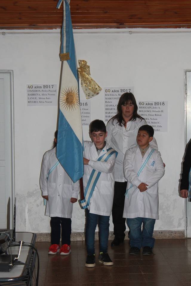 35425358_2138489402828310_4567720117550448640_n