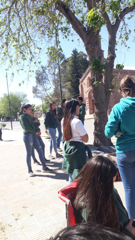 71aec148-a5a6-4ece-8dd0-5d11b62e9139