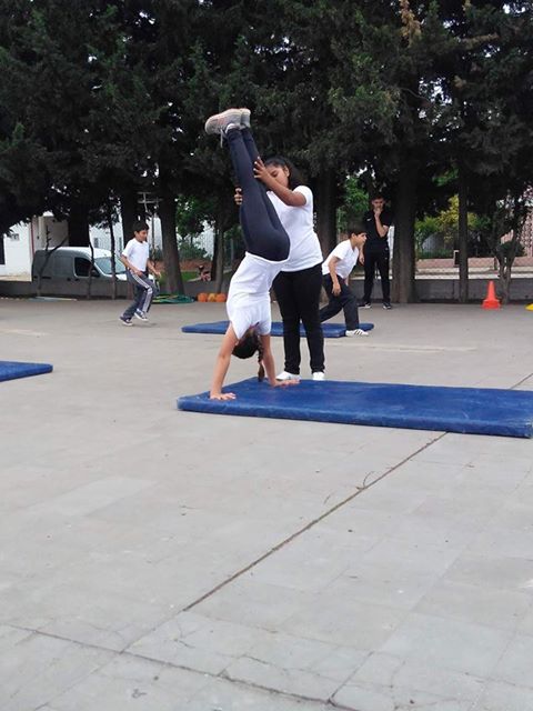 45268860_350607762358184_561349884830023680_n