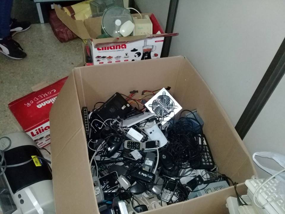 35328355_464188907343482_7324973569782317056_n