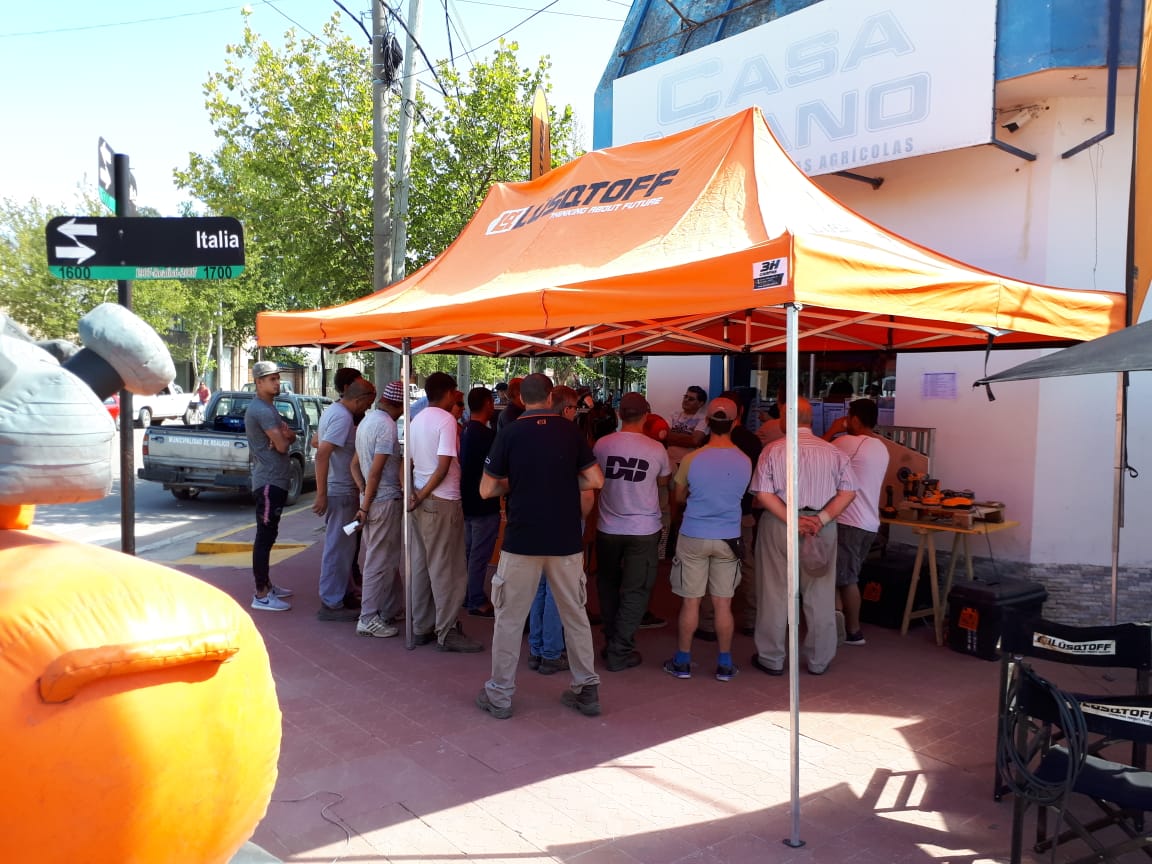 4abc6582-1fdf-4dcb-a2f9-03b2633684ca