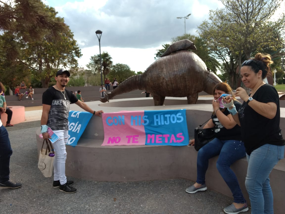 c6d42472-6101-4491-9268-ece9fca8e9a6