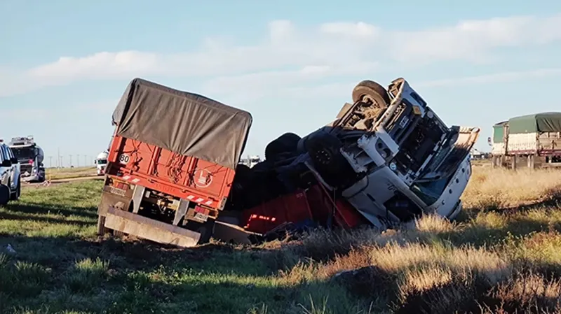 choque_camiones_ruta33_castense_fallecido_25abril2022_3