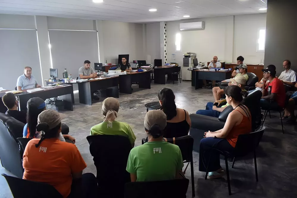 d94bf8c9-f284-4a8a-8167-95994b1e07ea