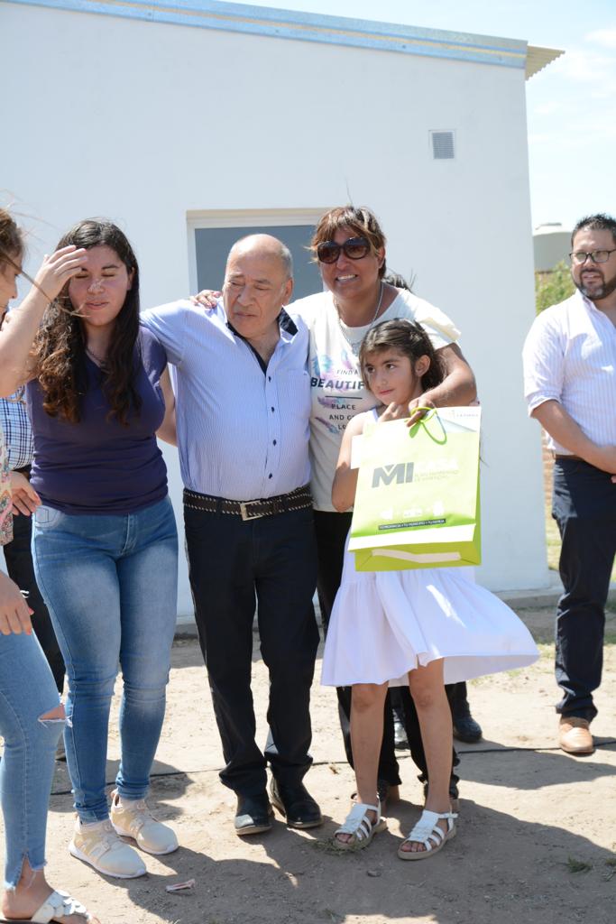 7025c9a2-8c89-4848-a2dc-28f40e5c7e96