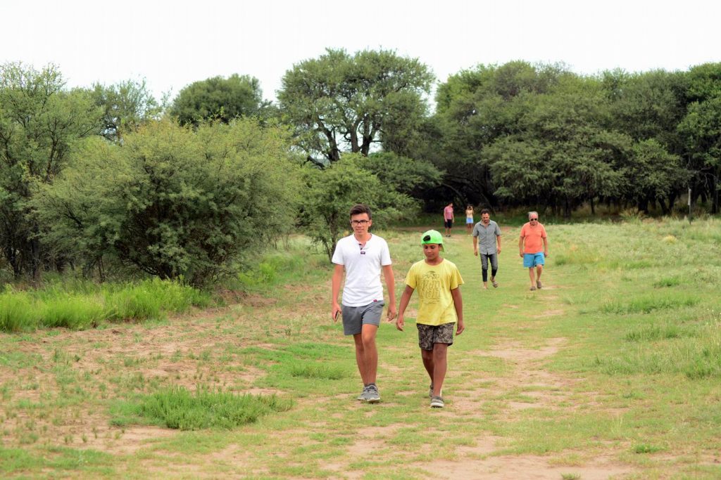 286238_resize-of-02_visitantes_parque-luro-1024x683