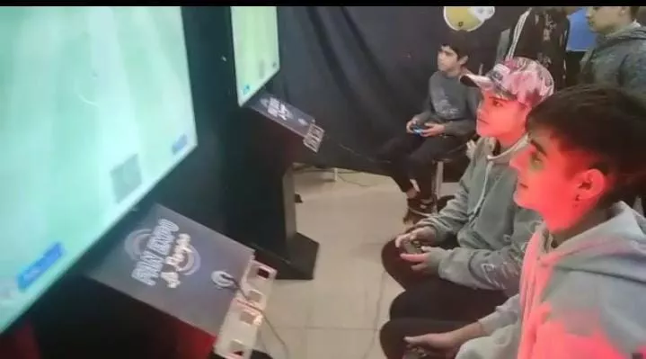 202837f2-e7df-4919-bfc3-19f0d672b83d