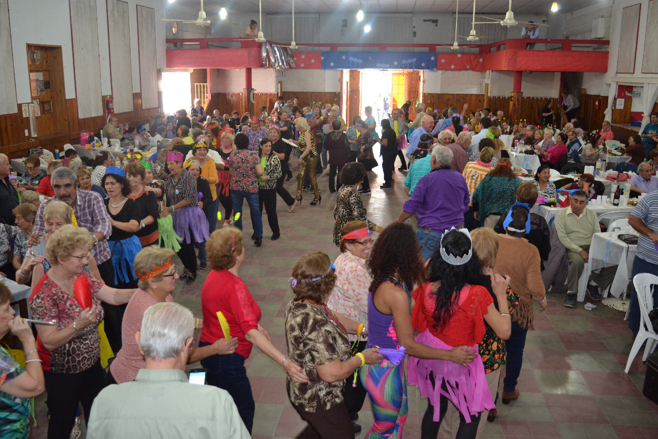 13658792-7d98-4c54-9a21-d19918aadaaf