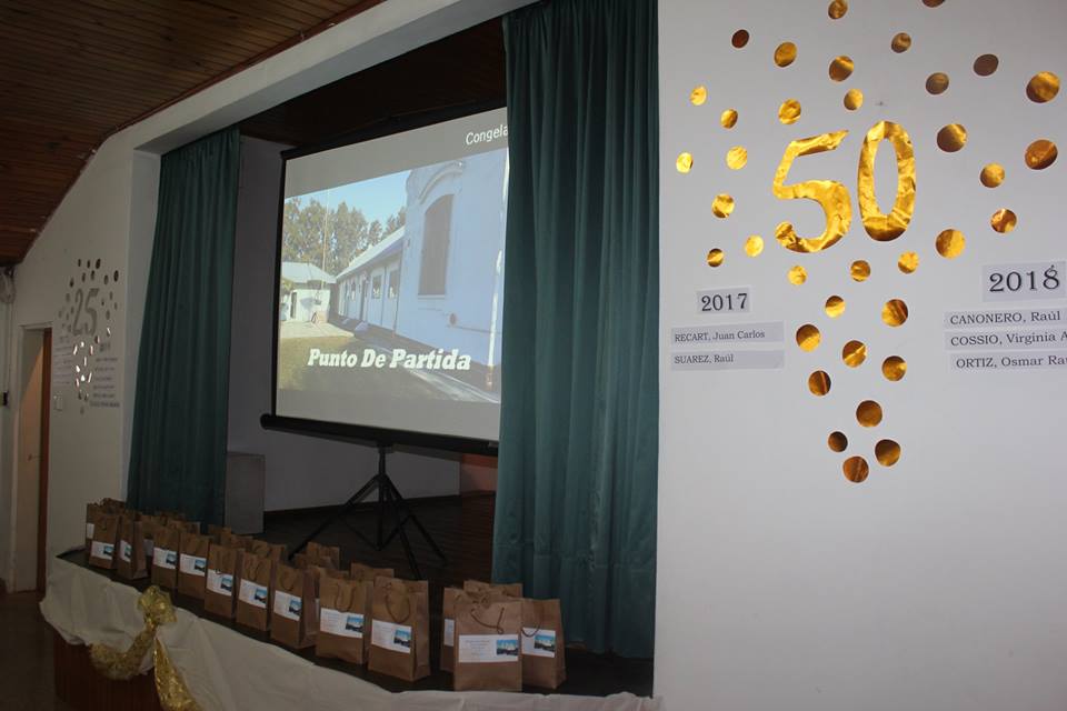 35427429_2138480112829239_1759403292330295296_n