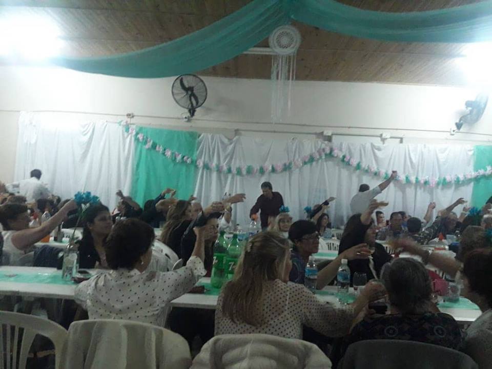 43367655_307354693412680_8663821867875827712_n