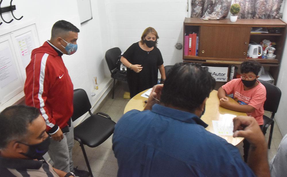 manifestacion-vecinos-el-salitralminicipalidad-6