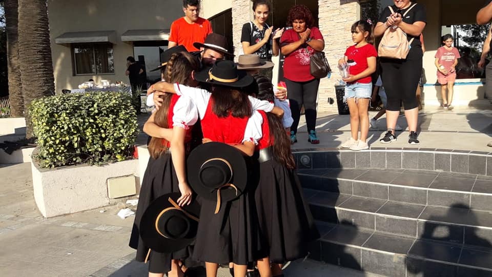 72636645_819775538462969_583759400682913792_n