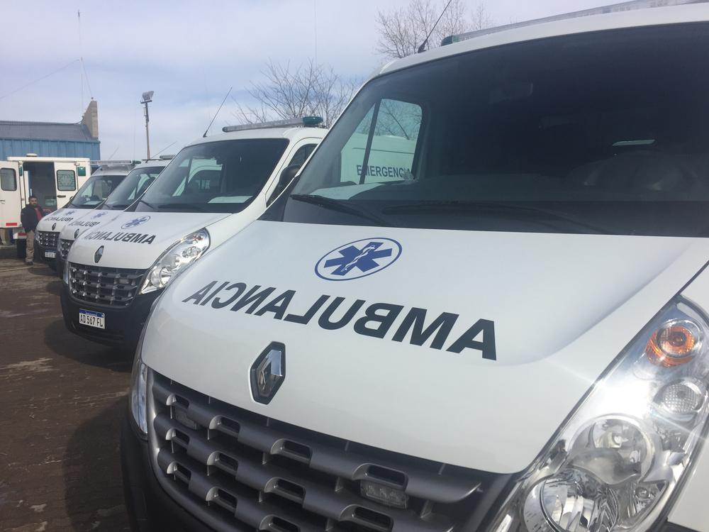 ENTREGA AMBULANCIA 1