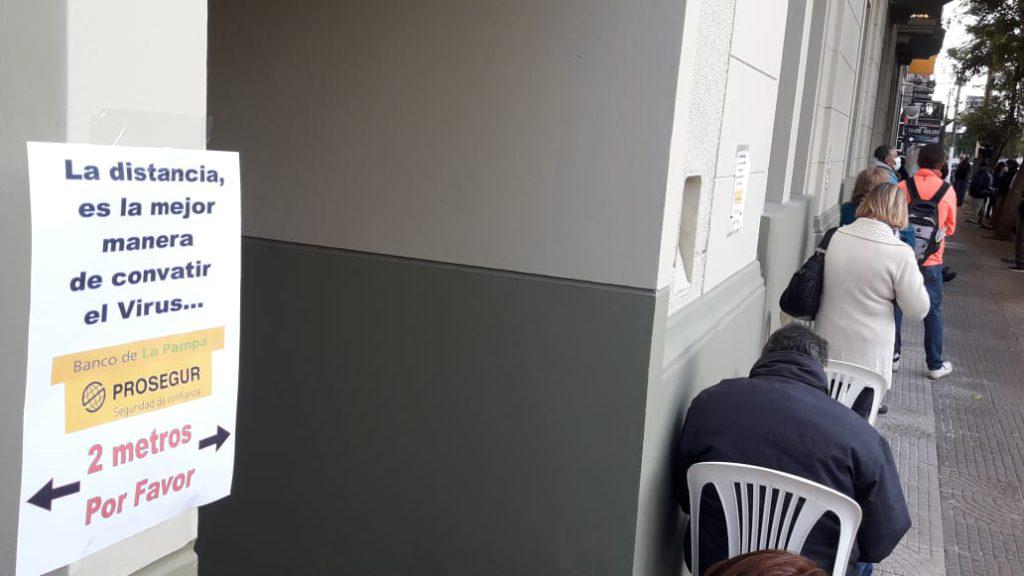 FILAS BANCOS SANTA ROSA 2