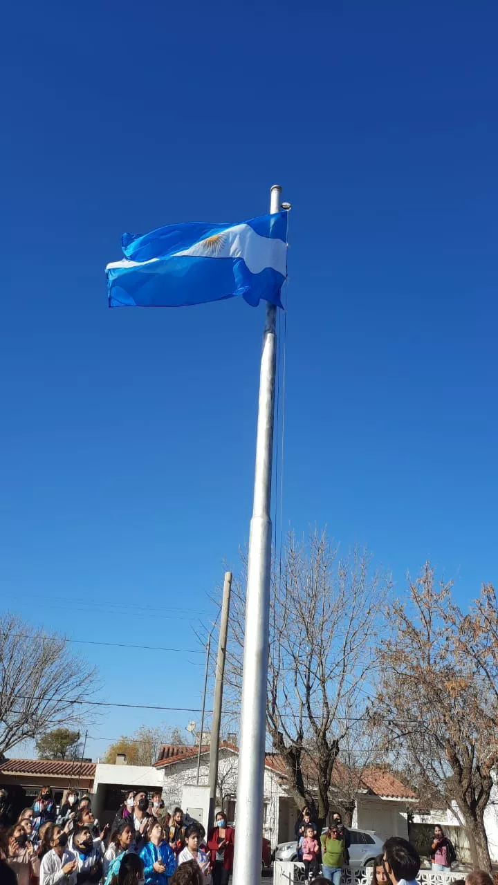 escuela bandera nueva