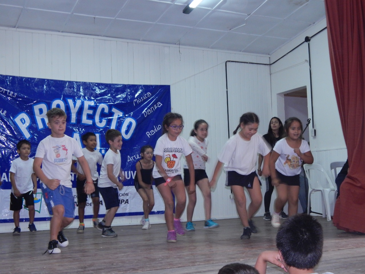 ad9dd984-6e88-42ce-a5b3-669b952b41d7