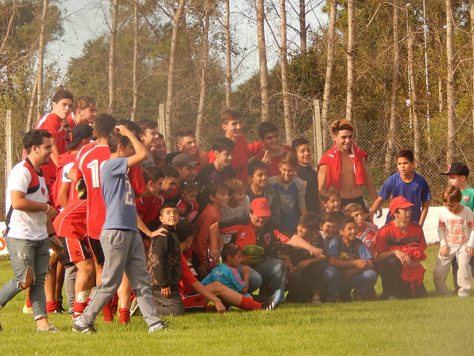 31958290_1962304663813815_2007936295082393600_n