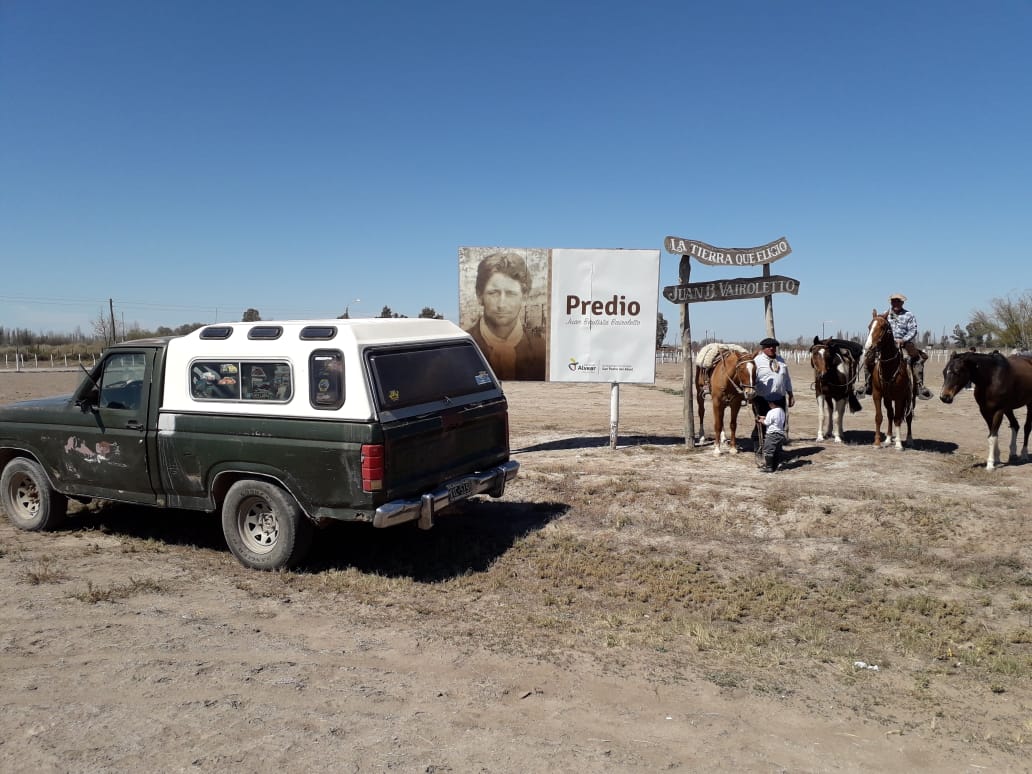 3a1e2fab-b3eb-4445-8e3d-807ff4a8e74c