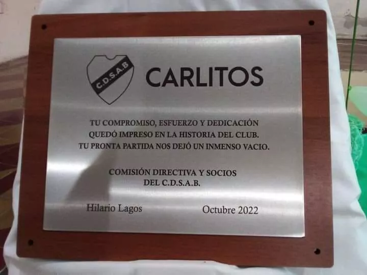 Placa Juan Carlos Pessio