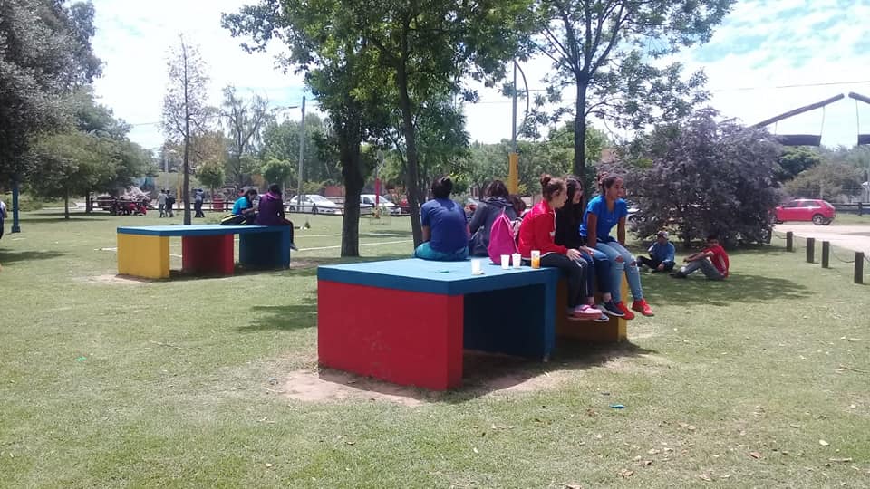 46519762_2186499261361734_7114357723730280448_n