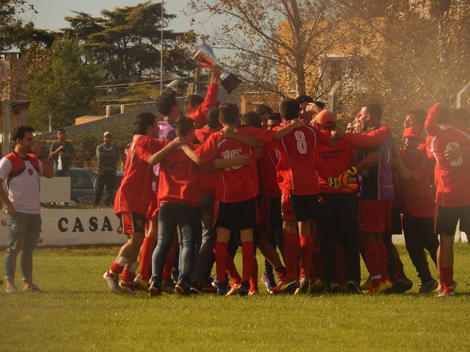 32078361_1962304730480475_3544634838646521856_n