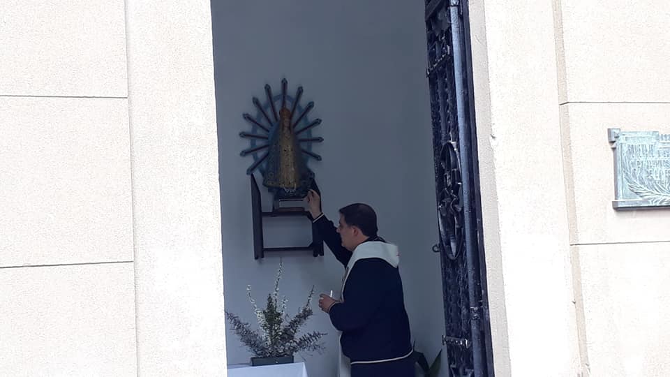 CEMENTERIO BENDICIÓN CAPILLA PARERA 15