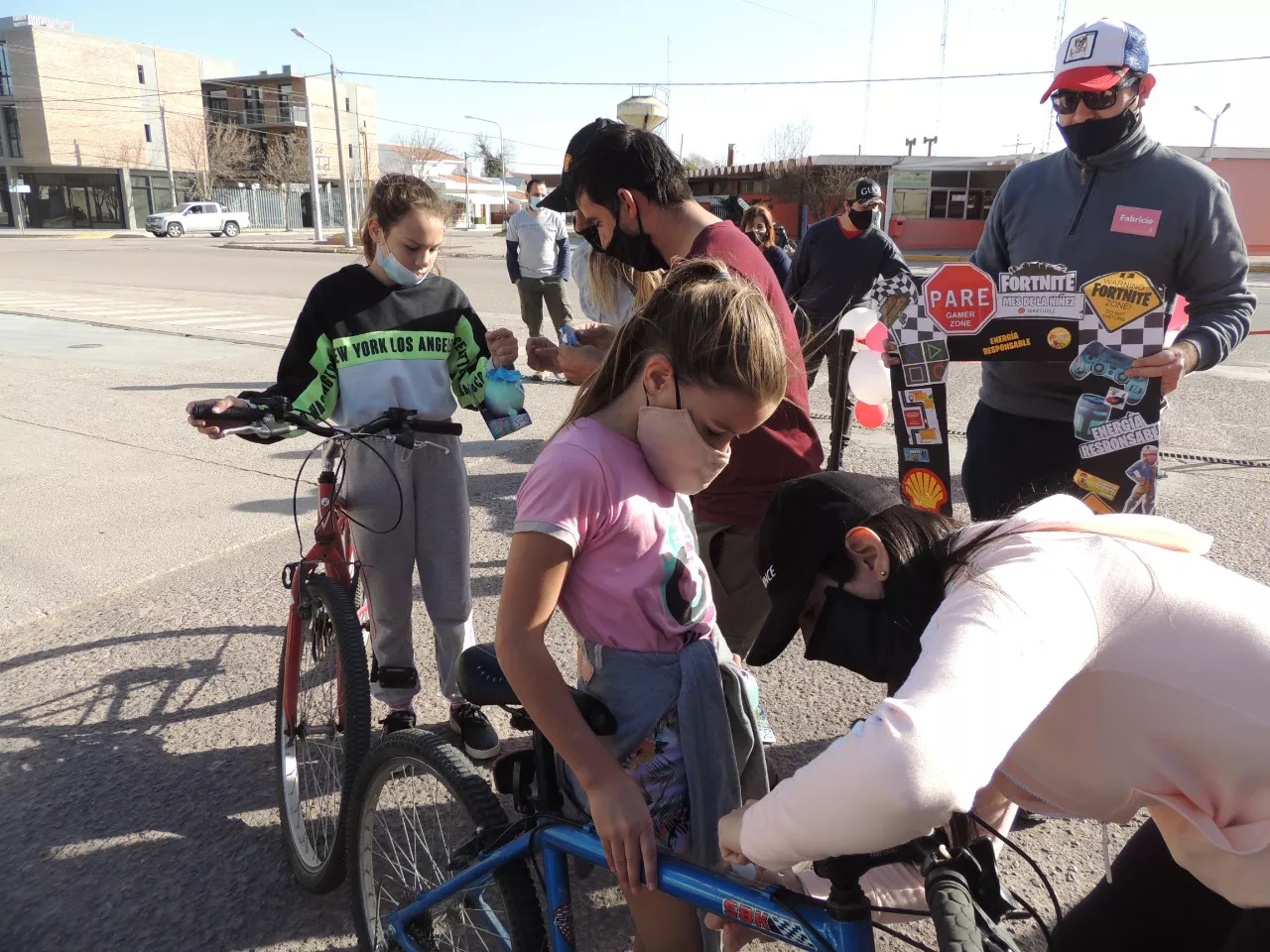 ce96fe7b-72d3-446a-806a-2069ef5022a7