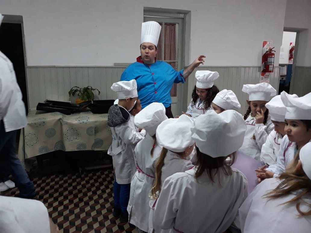 42c0d85b-bc7b-4b91-a4f9-da5a8d05e1aa