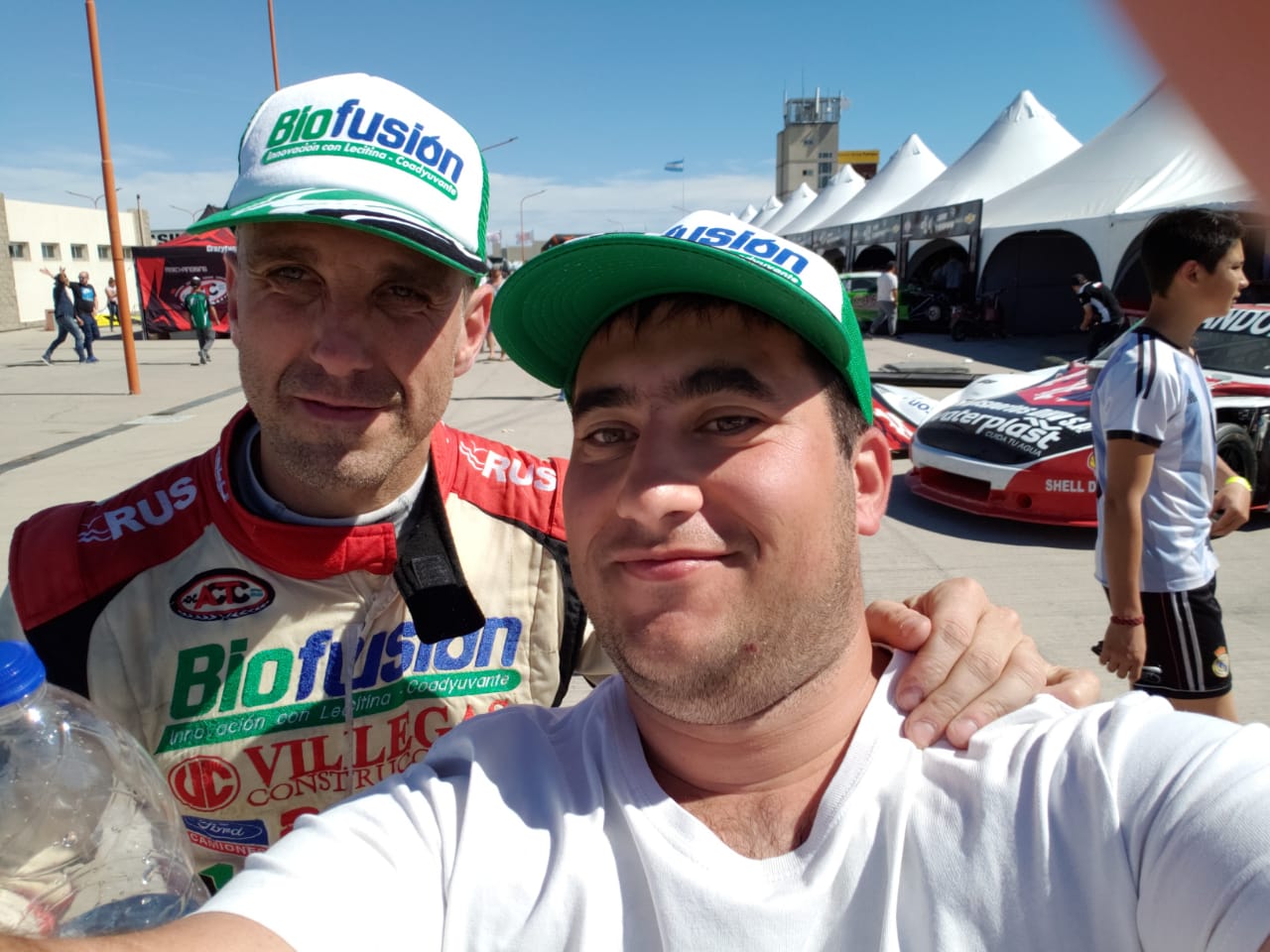 12ccba88-5127-4527-b49e-914960eff1ec