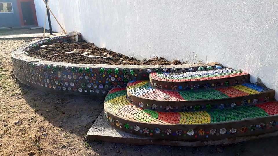 1a863f6d-b140-49e2-9796-fea67fd28964