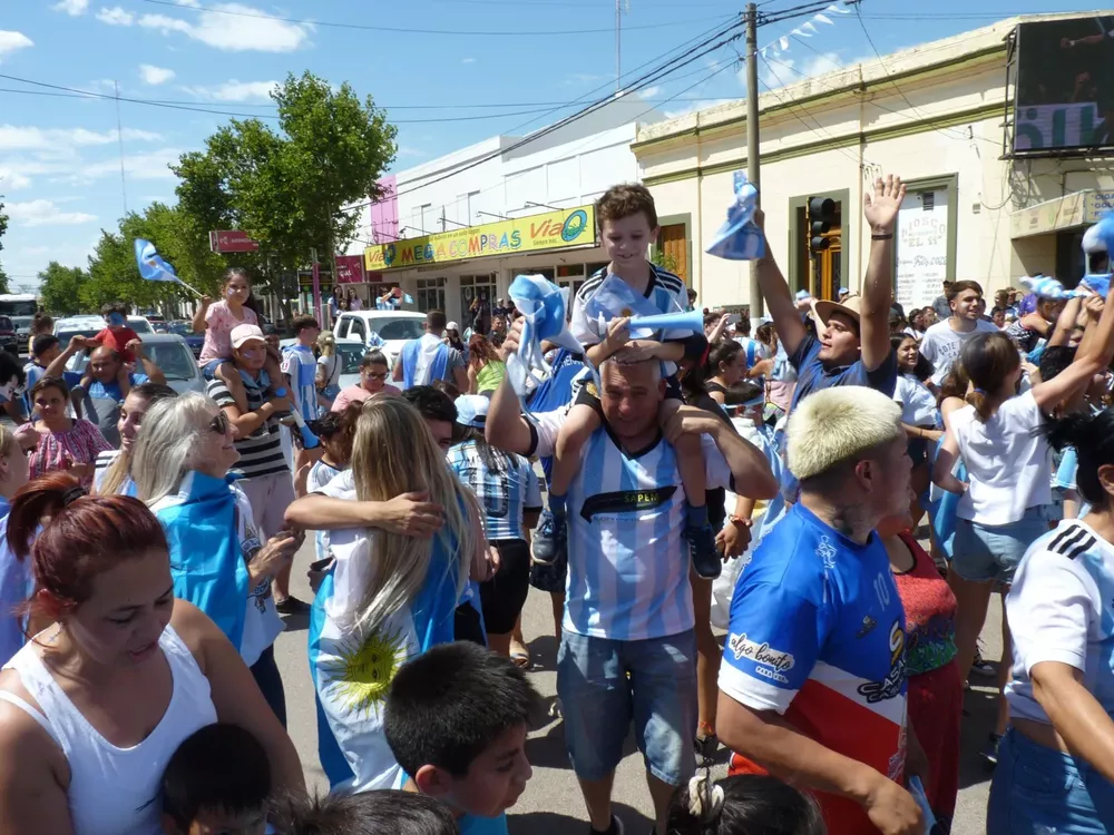 festejos argentina campeon mundial 15 (FILEminimizer)