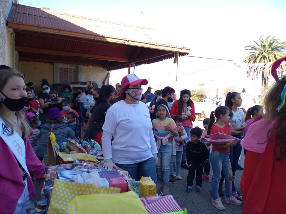 240764919_1466579143717888_2404360285684258640_n