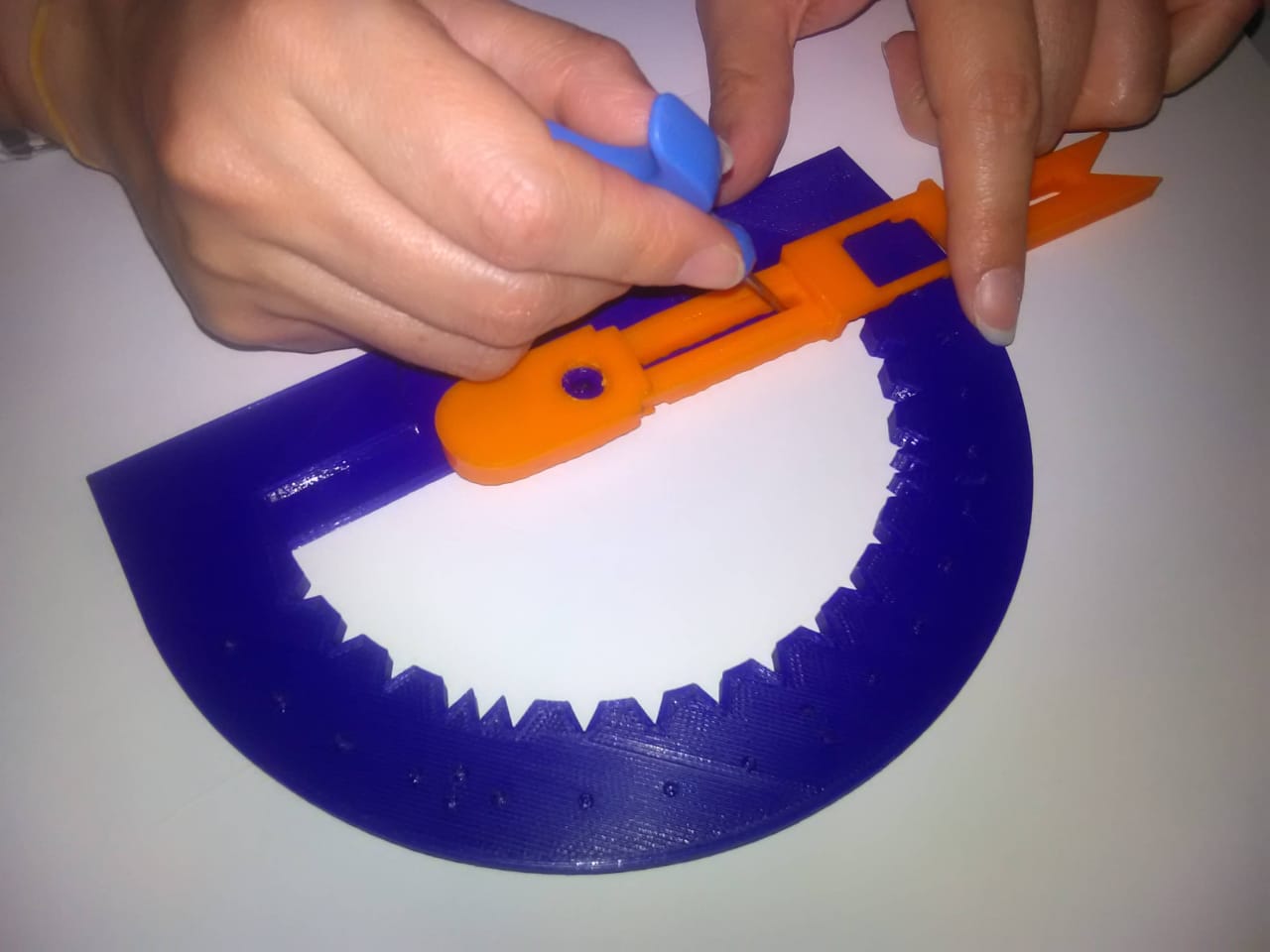 cc83ffb2-71fc-418f-909c-cedab137e0a1