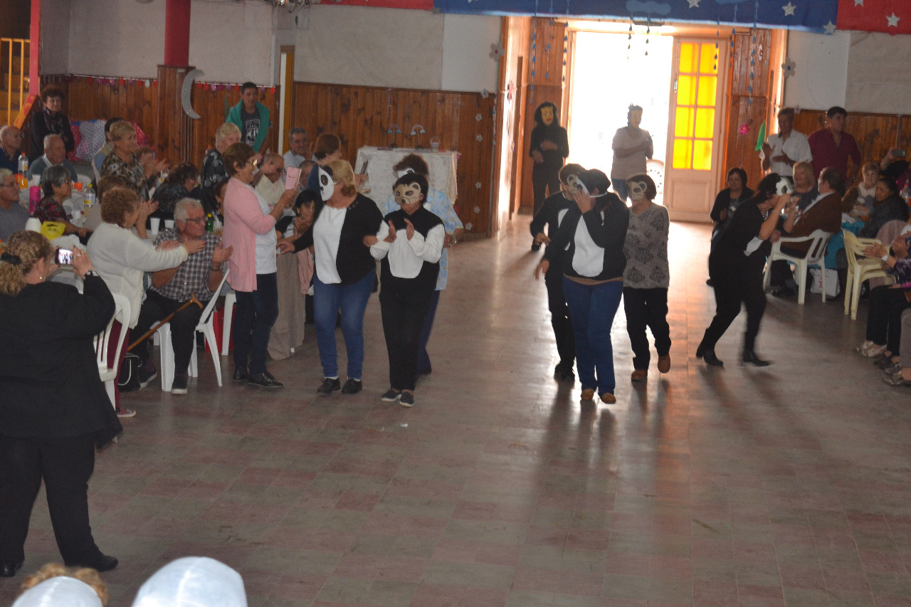 b70084ca-1669-4f6b-b360-53cfcb87e706