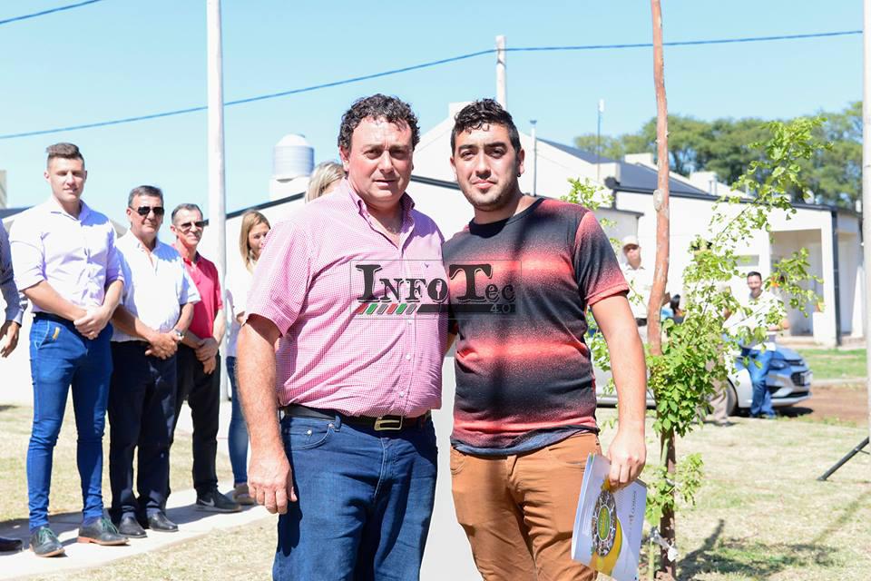 49435346_1908567315938759_433105133488832512_n