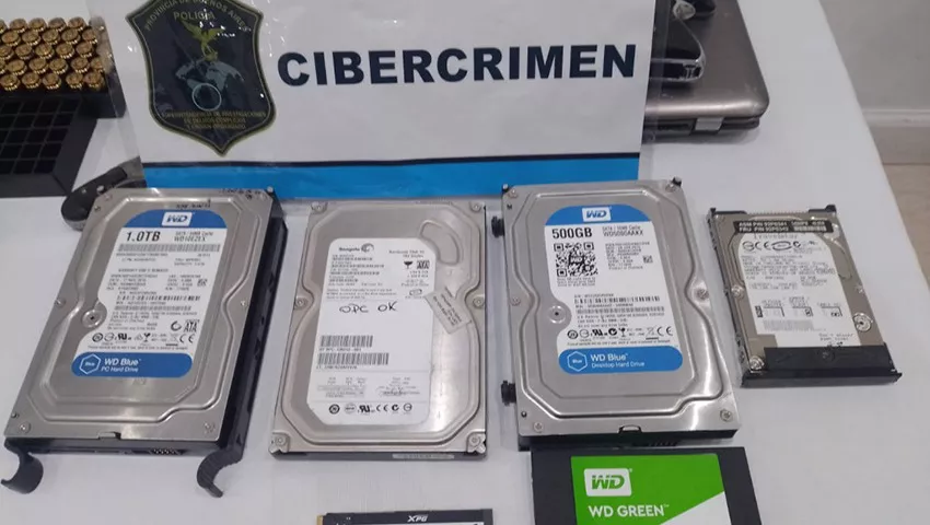 5ca986b9-6e84-474a-adcc-f2ca4af32b87