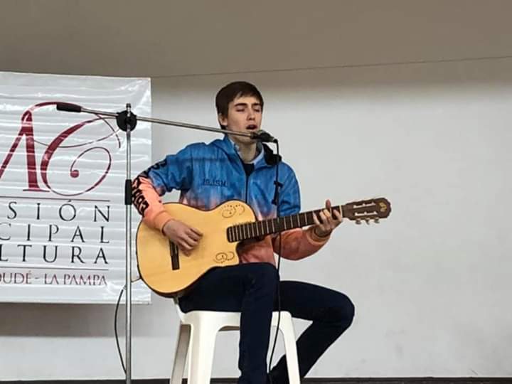 2b60e5a7-c38a-4126-bd74-c6cf298e991c