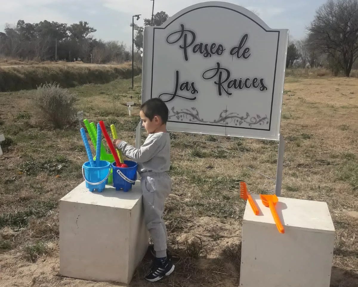 7051cbcf-6913-4114-b403-7747db184c60