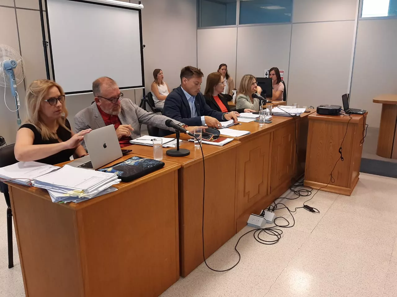 6d6dc3cd-22c7-4a62-9e51-fd05502ef623