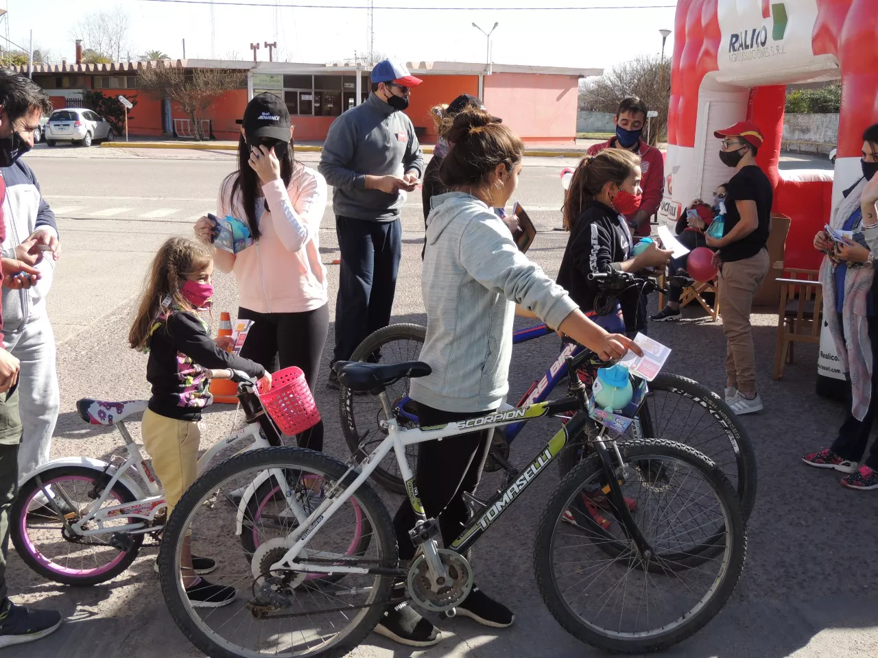 4abf44eb-e289-43d6-ace0-b78b9a776e32