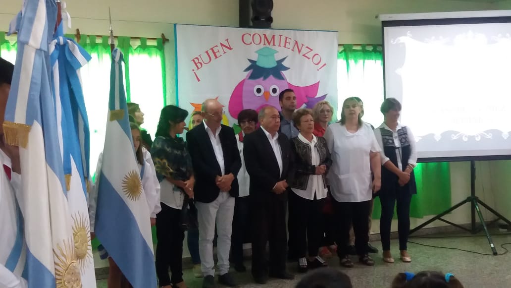 d2ee9436-25de-4b8b-a674-a920289c658a