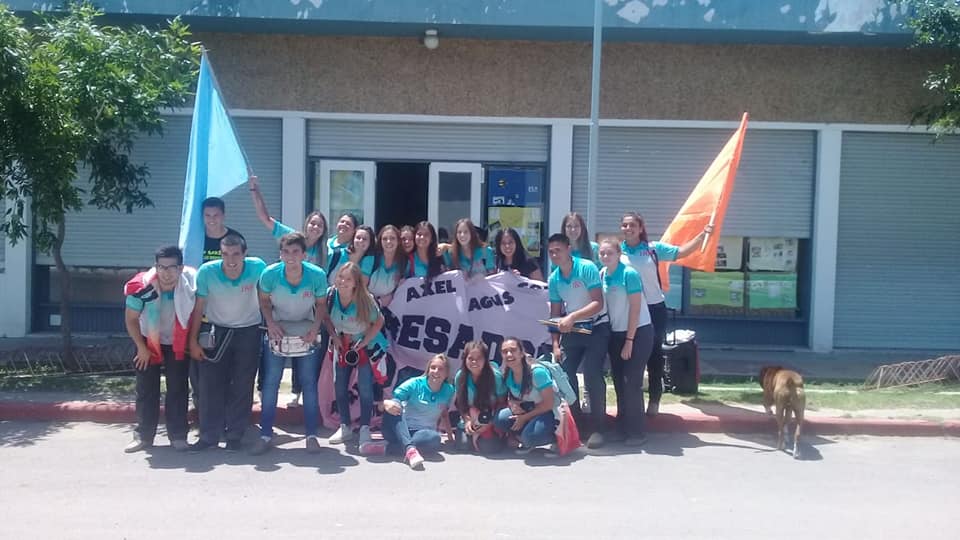 47254463_2196000497078277_7530263402984243200_n