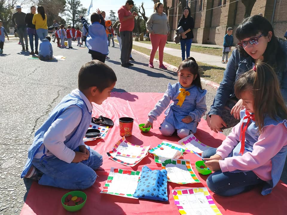 68557205_2616655641679425_193476852071792640_n