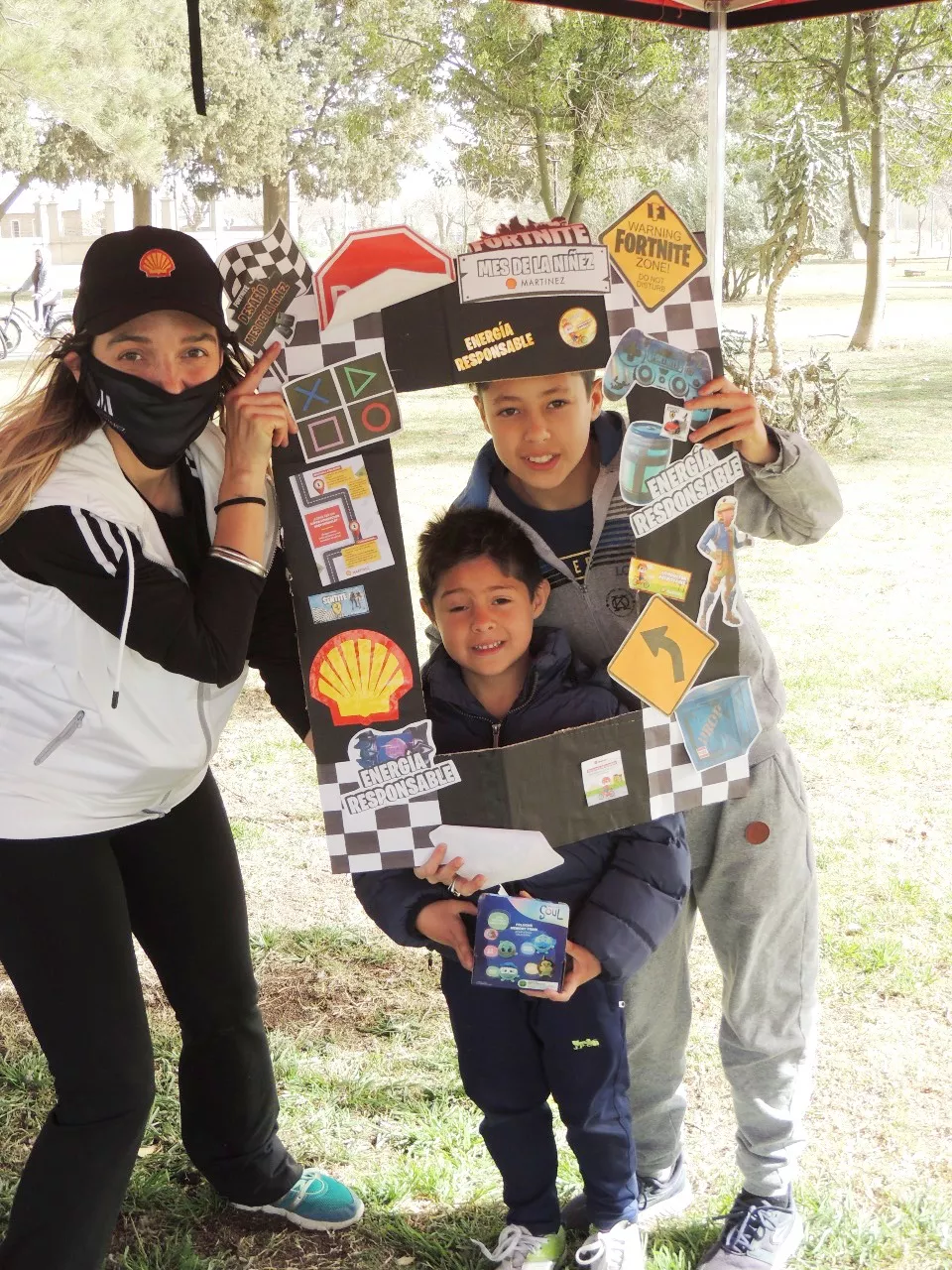 85bc7835-3a41-404d-beb6-d9bee130101c