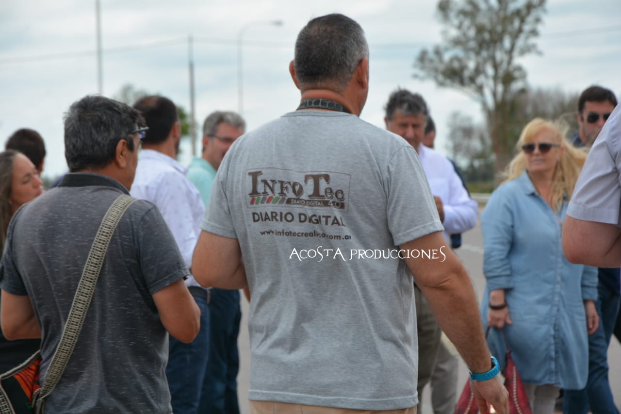 2aa57815-c1f1-4f20-b5a9-b7d3ab9b845f